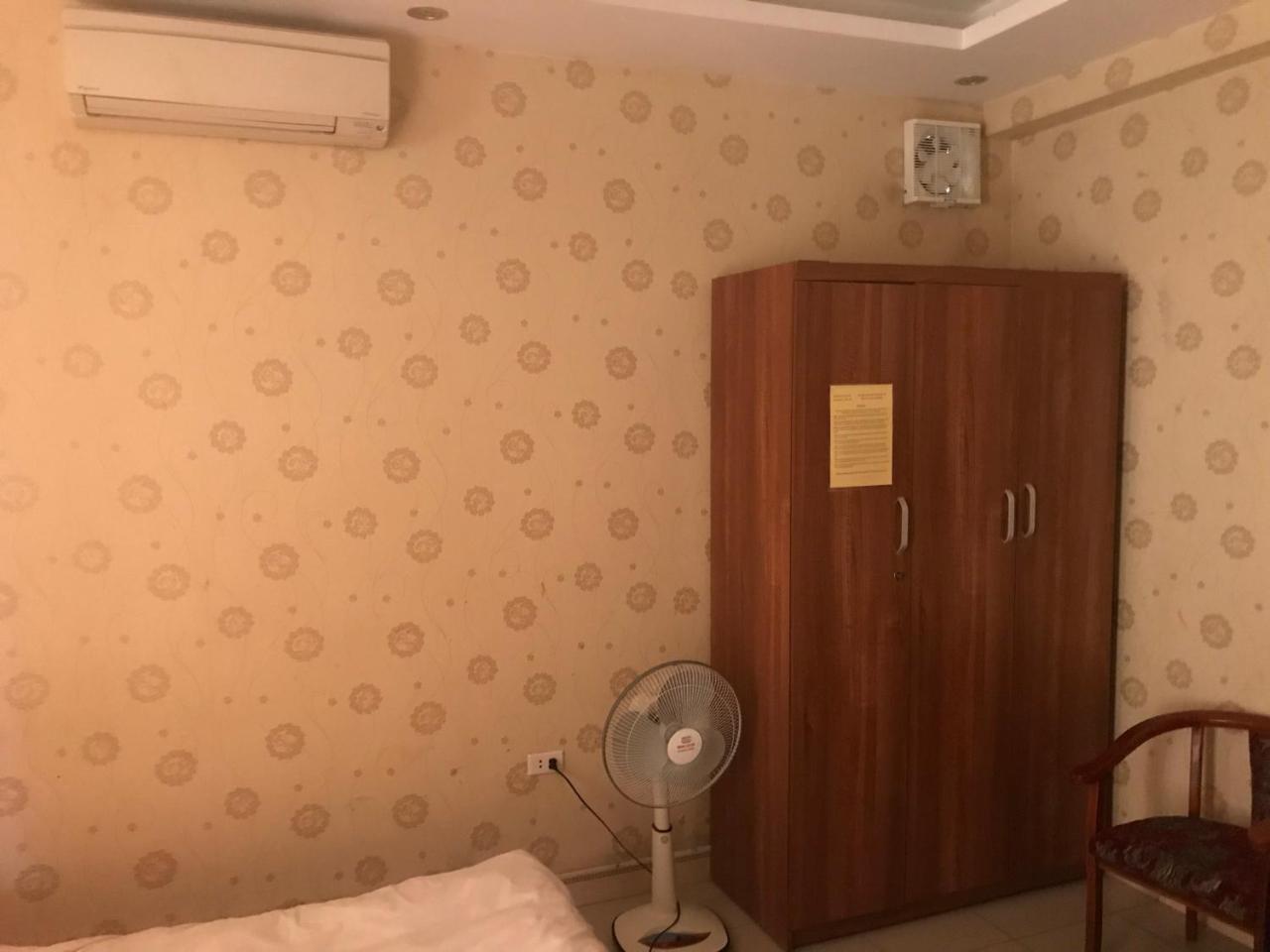 スポット オン 693 ホアン ロン ホテル ハノイ市 エクステリア 写真